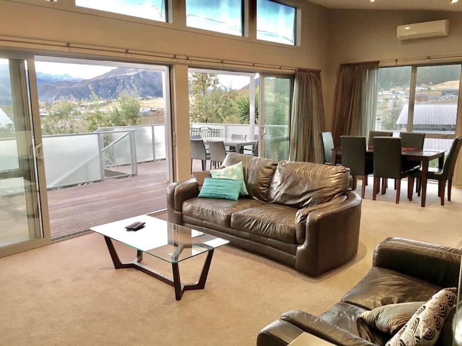Stunning Bob Lee Place Villa Wanaka Exteriör bild