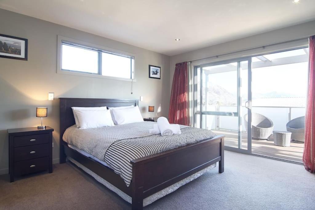 Stunning Bob Lee Place Villa Wanaka Exteriör bild