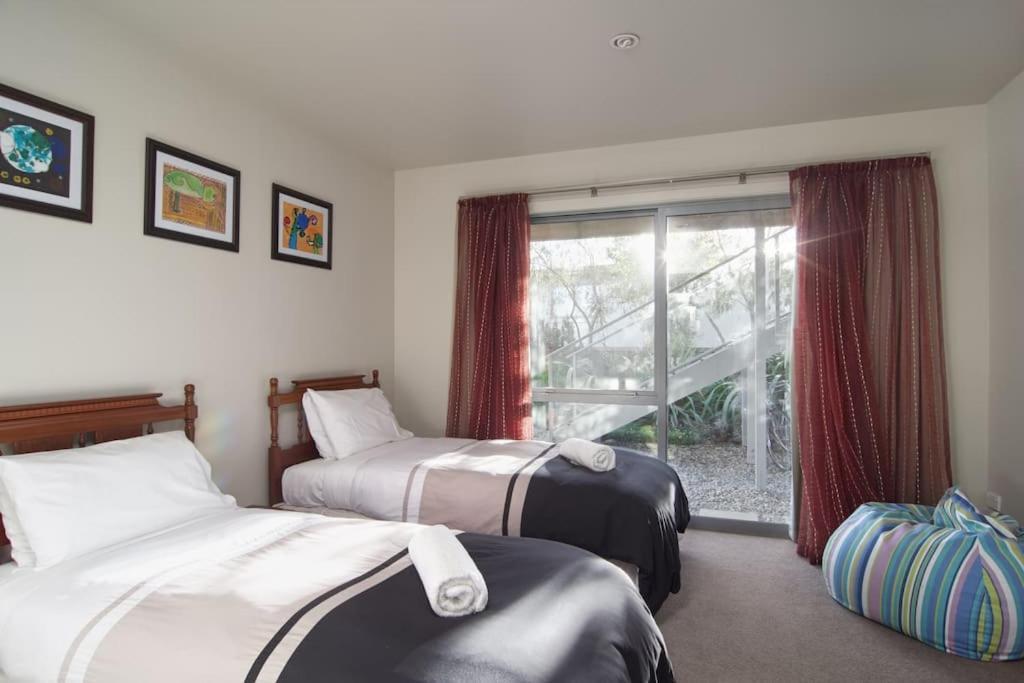 Stunning Bob Lee Place Villa Wanaka Exteriör bild