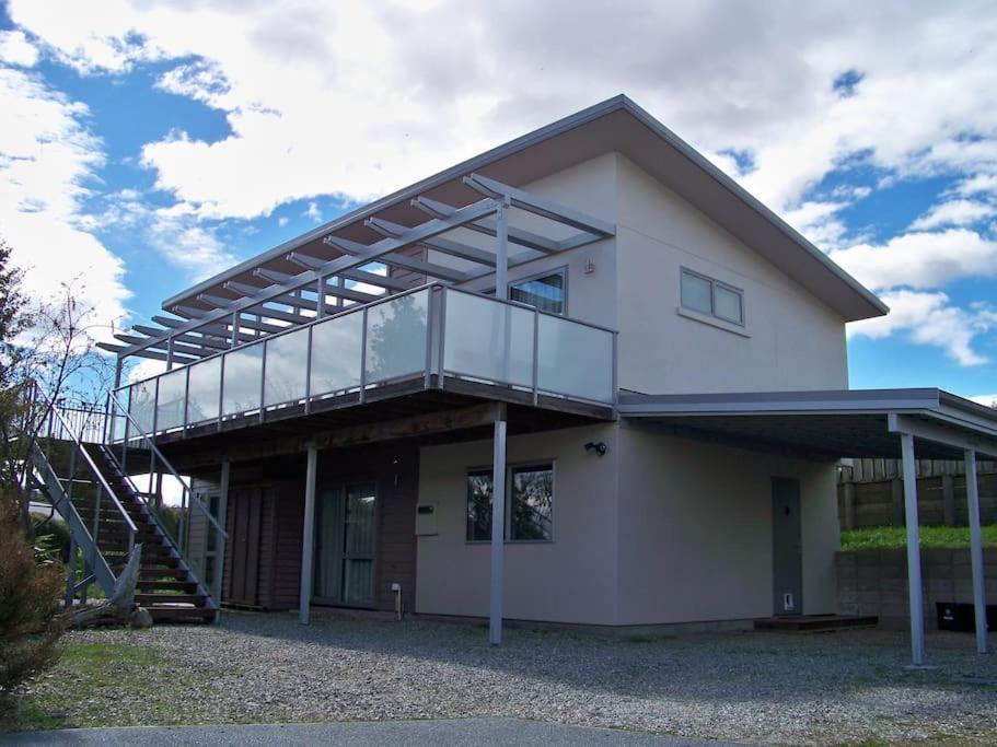 Stunning Bob Lee Place Villa Wanaka Exteriör bild